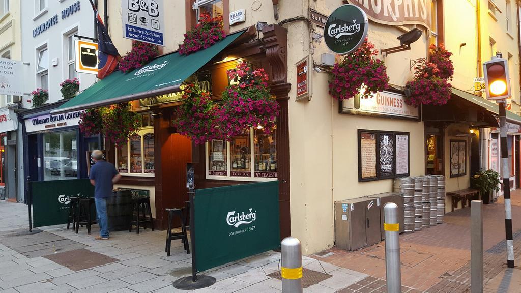 Creedons Traditional Irish Welcome Inn B&B Cork Exterior foto